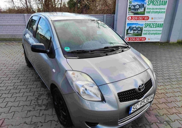 Toyota Yaris cena 13900 przebieg: 124000, rok produkcji 2006 z Częstochowa małe 529